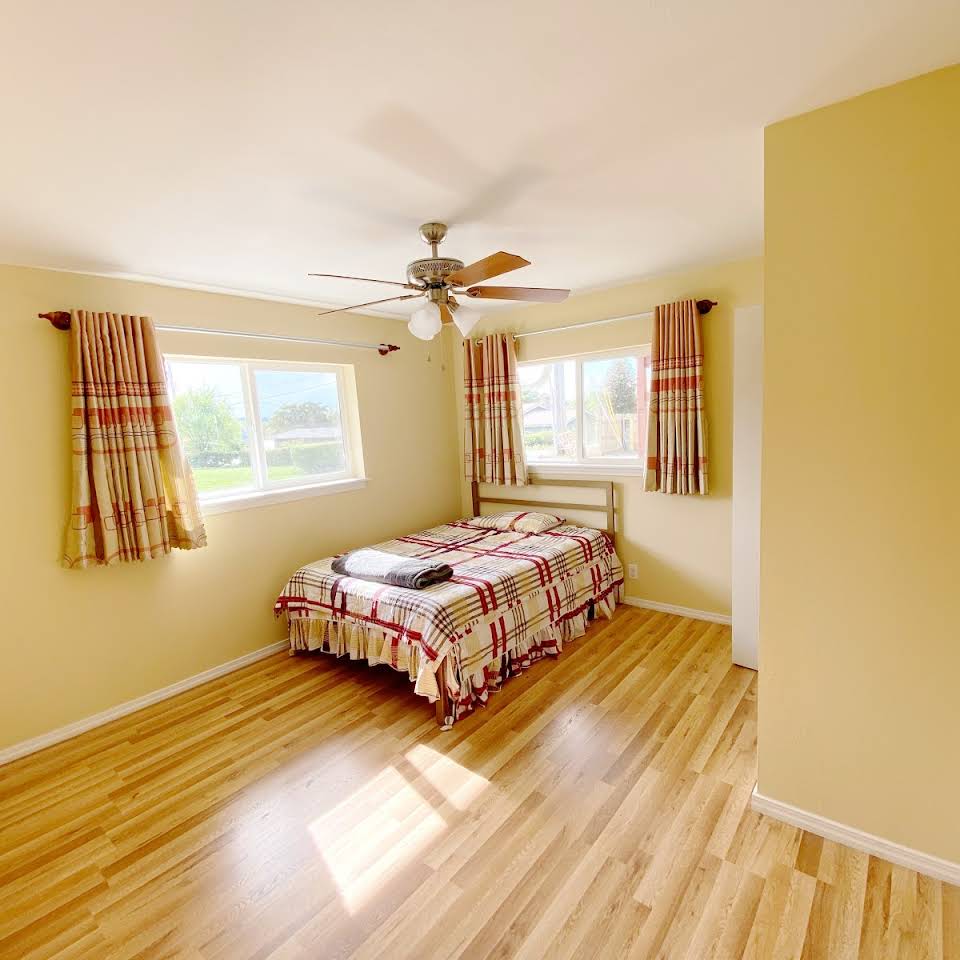Dining area at Lotus Family Home Care
